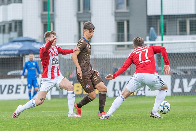 德转更新巴甲球员身价，内马尔再跌100万只剩1000万欧